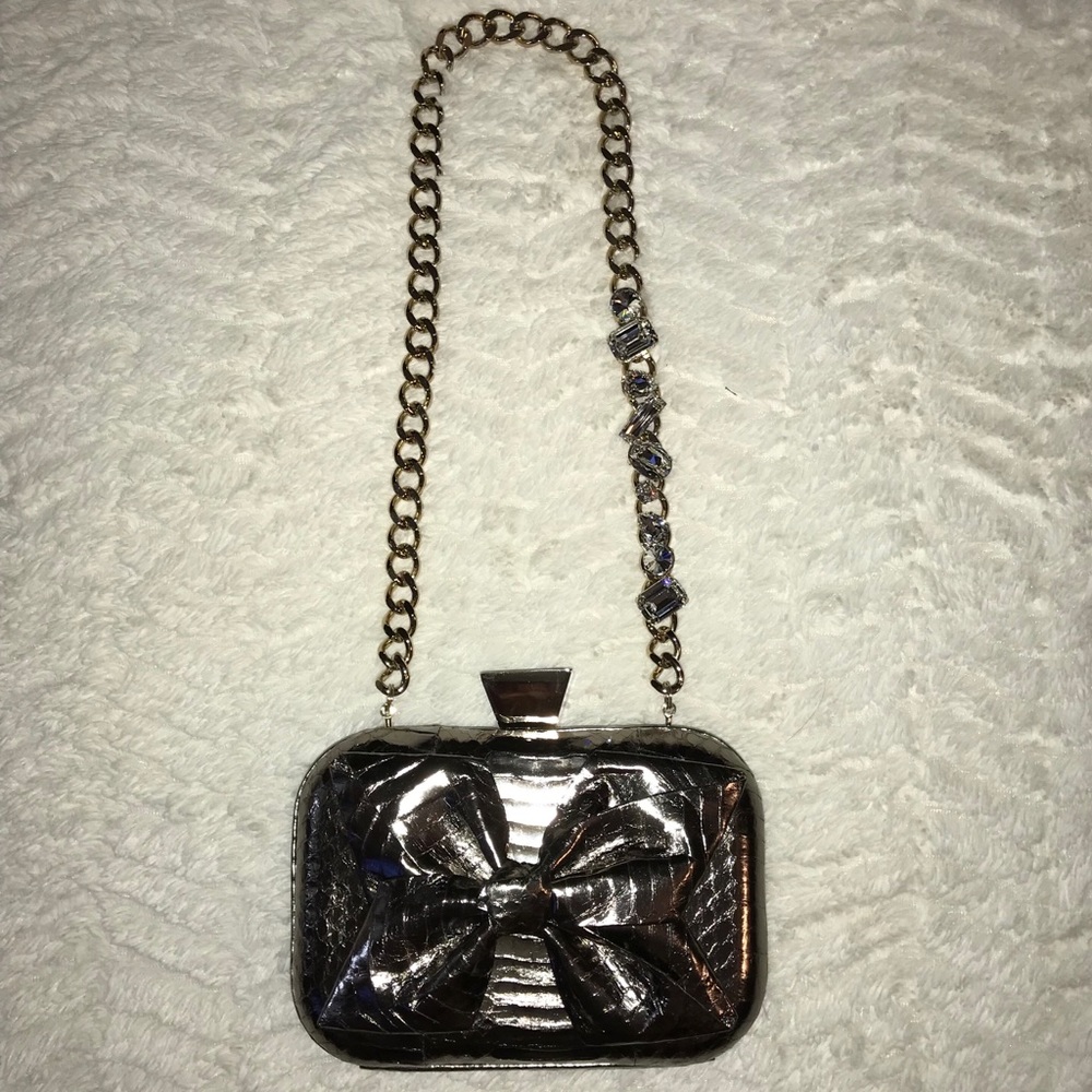 Badgley Mischka Bow Leather Minaudière Pewter